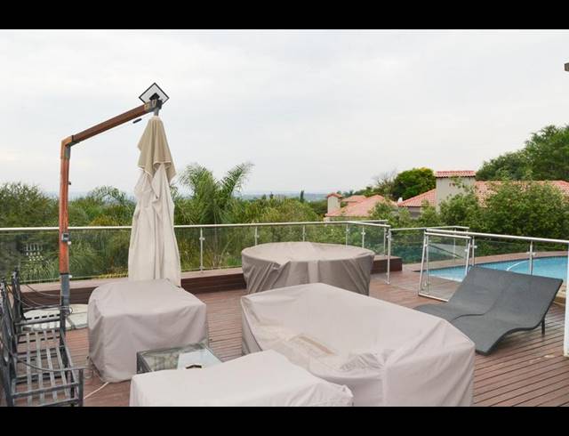 5 BEDROOM HOUSE FOR SALE IN FEATHERBROOKE ESTATE